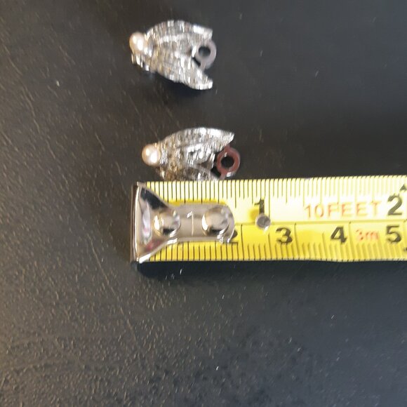 1950's Art Nouveau Style Marcasite Midcentury Vintage Small Silver Tone Earrings - Picture 8 of 11